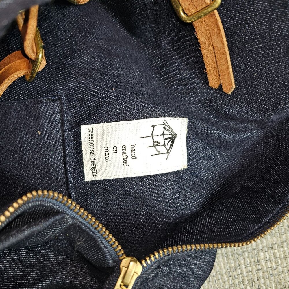 Treehouse Designs Maui Young Living Denim Leather Straps Backpack Zip - Picture 4 of 5